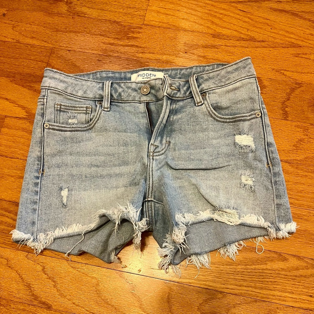 Hidden Blue Jean Shorts with Distressed Details and Frayed Hem